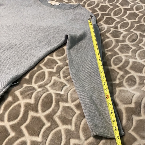 Michael Kors Gray sweater - Picture 8 of 12